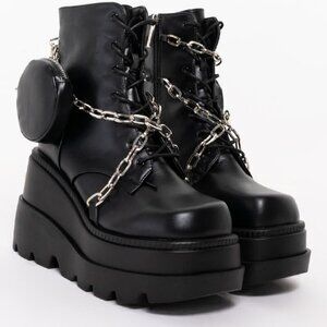 READY FOR WHATEVER  FLATFORM BOOTIE ( BRAND NEW !!! )